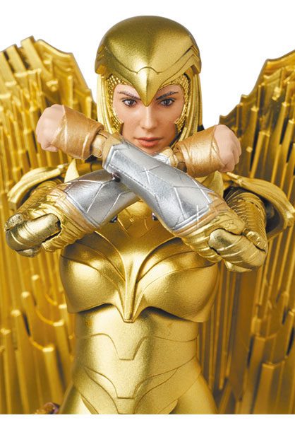 Wonder Woman Golden Armor Ver. Medicom - Image 13