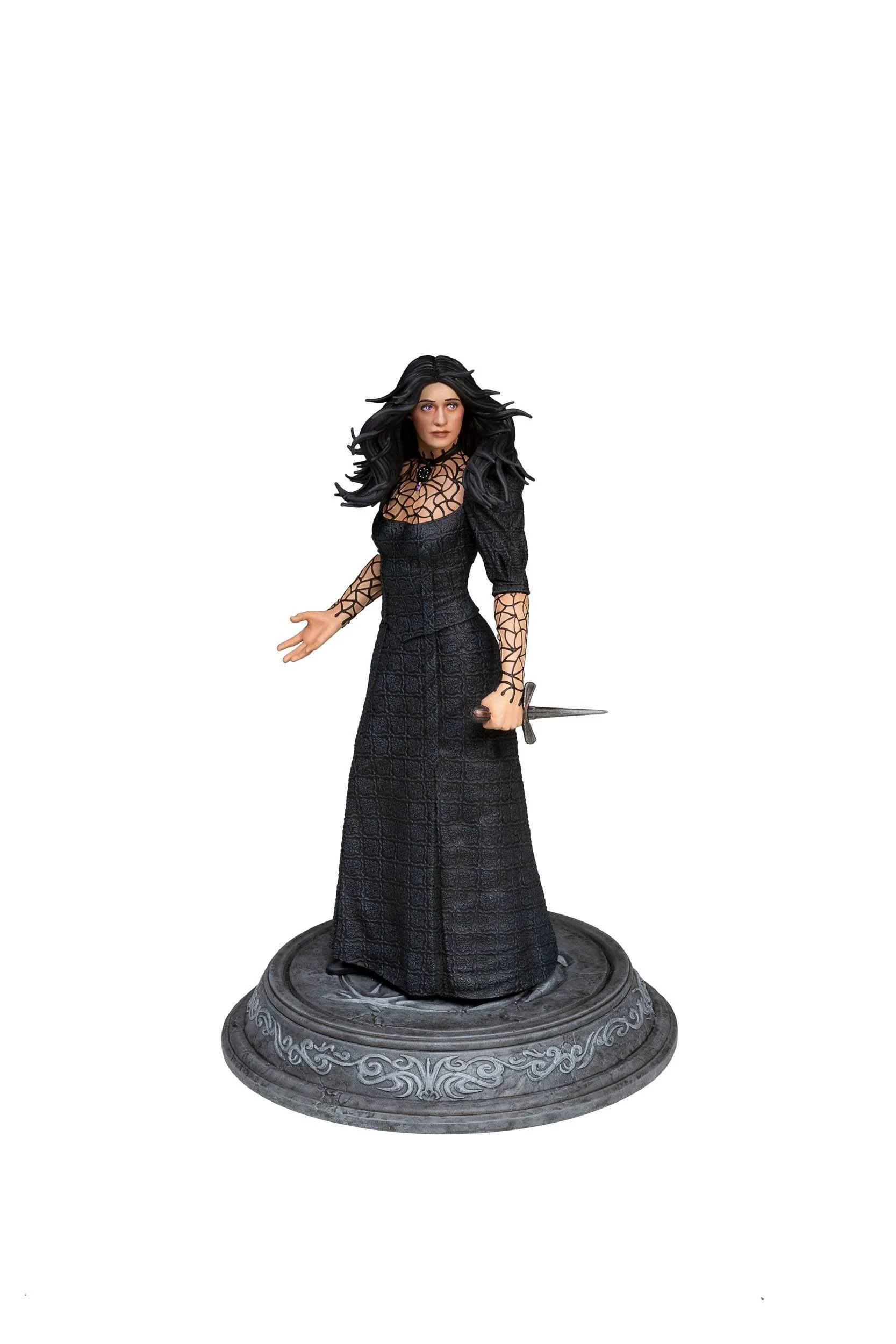 Yennefer The Witcher Dark Horse - Image 2